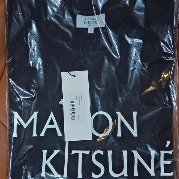 메종키츠네 필러 반팔티XL(새상품/정품)