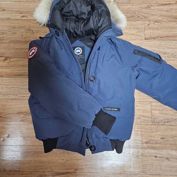 캐나다구스 칠리왁 봄버