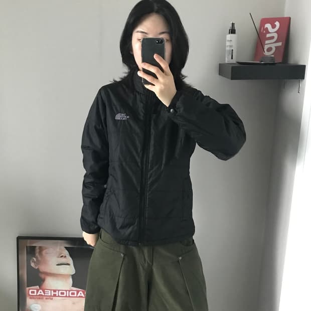 노스페이스 로고 윈드 경량 블랙 패딩