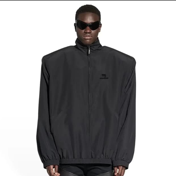 [3] 발렌시아가 스포티 비 오버사이즈 트랙자켓 블랙