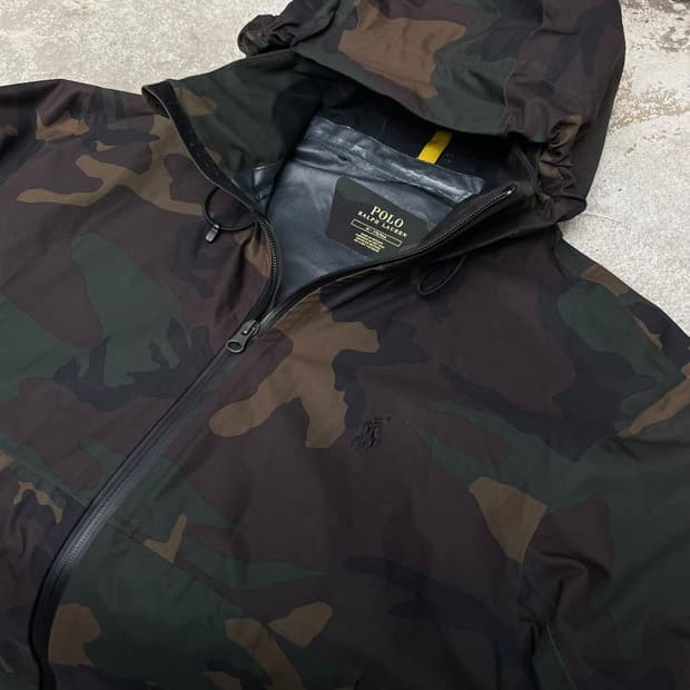 폴로 신형 카모 바람막이