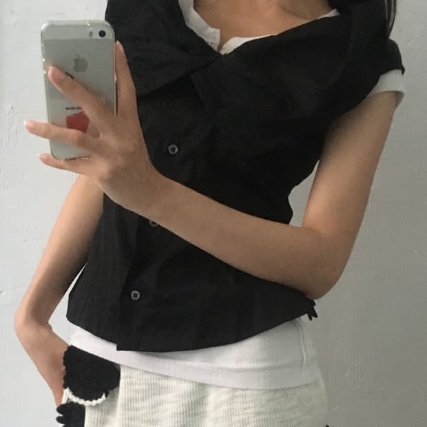 Vivienne Westwood 비비안웨스트우드 블랙 오프숄더 탑