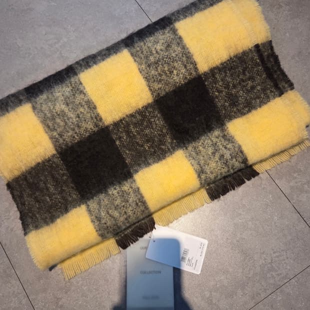 아워레가시 머플러