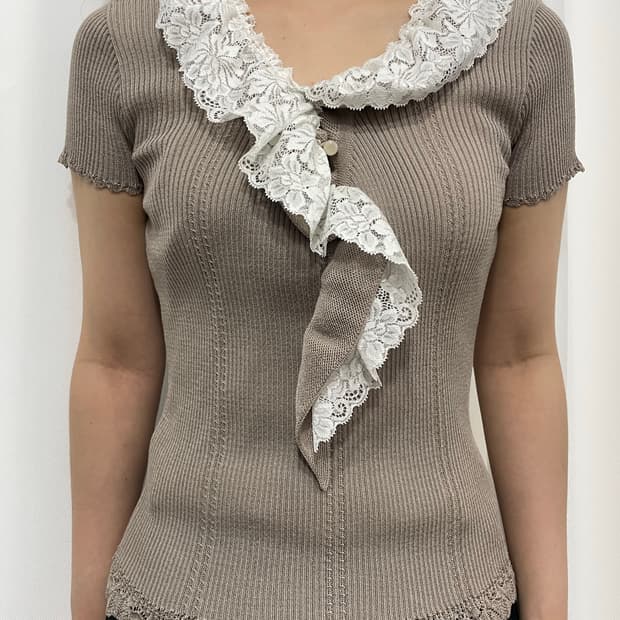 lace design slim top