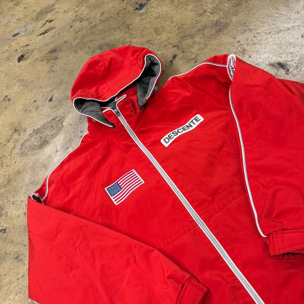 [정품/0] 데상트 스키팀 바람막이 자켓 b10