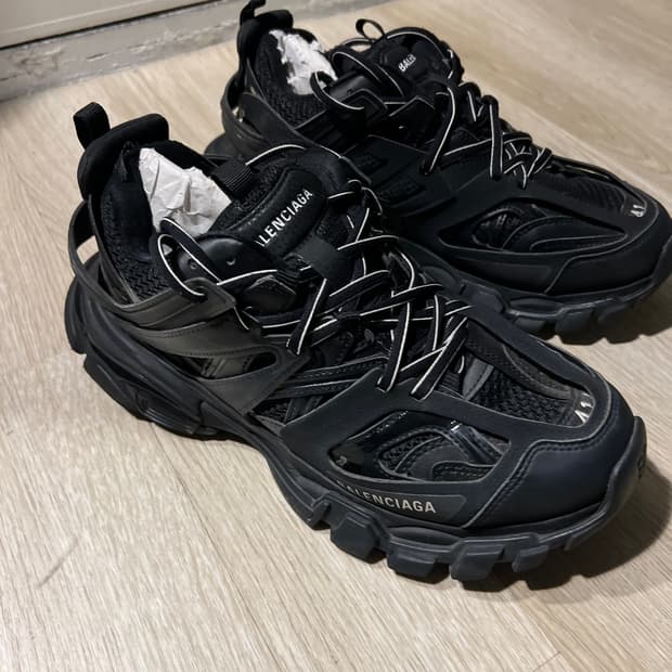 발렌시아가 트랙 스니커즈 블랙 41