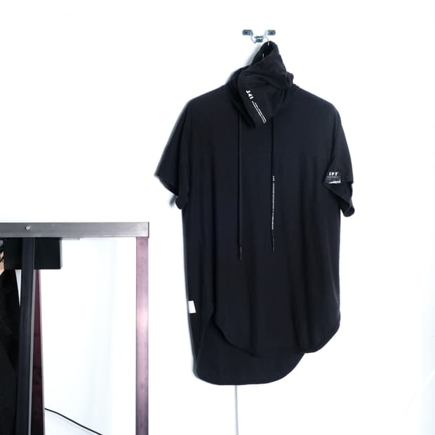 NiLoS by Julius short hoodie