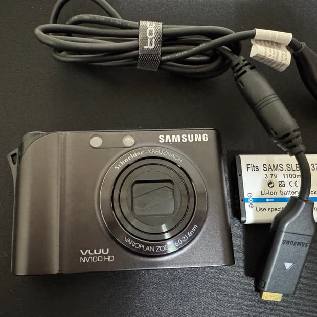삼성 VLUU NV100HD 디카