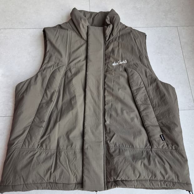 와일드띵스 경량패딩 조끼 올리브그린 M 