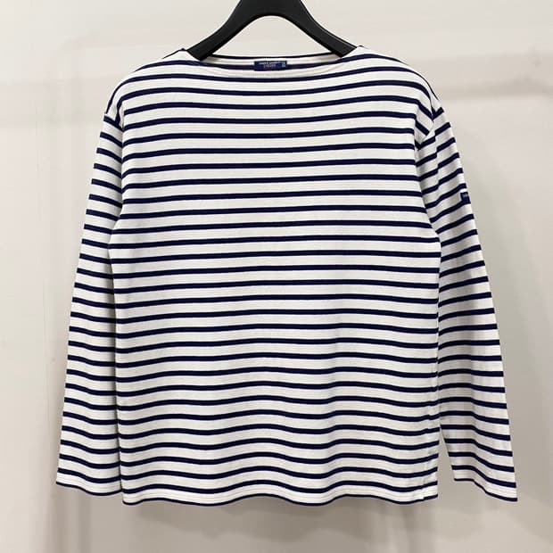 세인트제임스 길도 화이트네이비