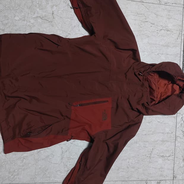 노스페이스 바람막이 M