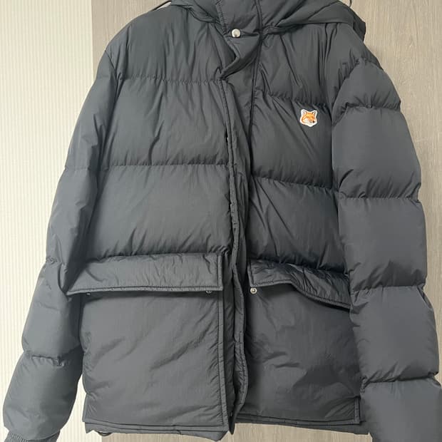 메종키츠네 클래식 푸퍼 자켓 블랙 S사이즈
