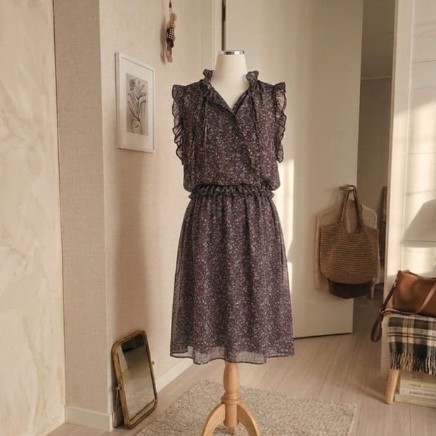 [Thursday Island] 감성 가득 빈티지 플라워 민소매 원피스