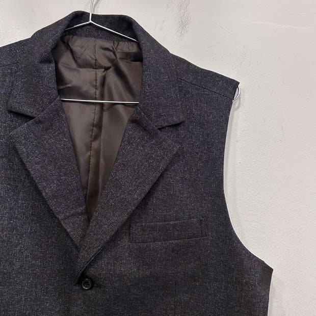 아이템플레너 카라 4버튼 정장 베스트