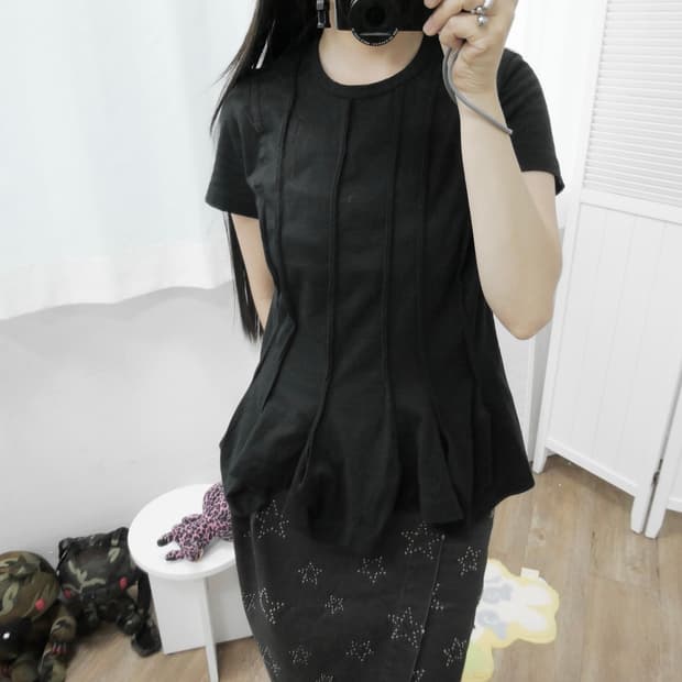 꼼데가르송 프릴 컷아웃 탑