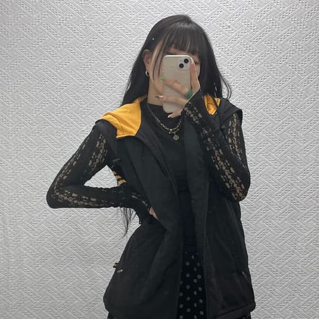 아디다스 올드스쿨 레트로 삼선 패딩 조끼 105 C09088