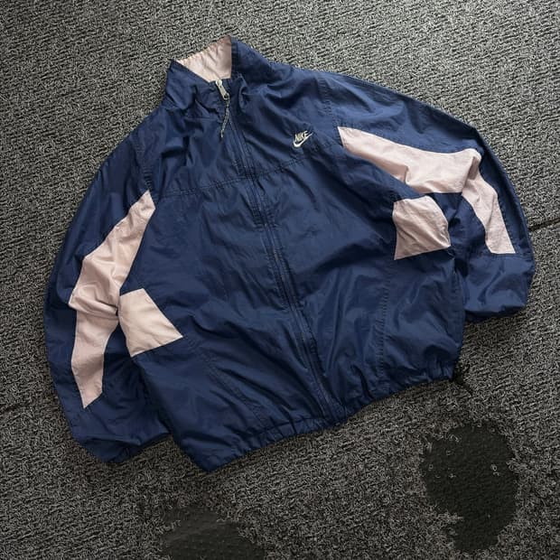 나이키 퓨추라 올드스쿨 배색 바람막이 4729