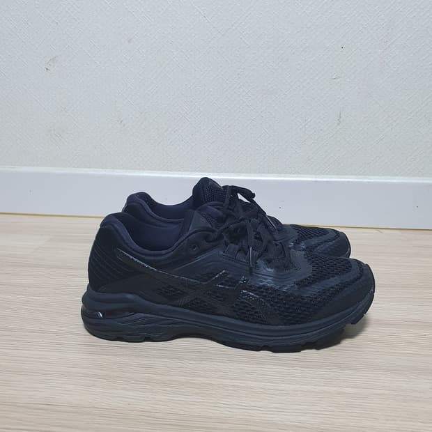 아식스 GT2000 운동화 255