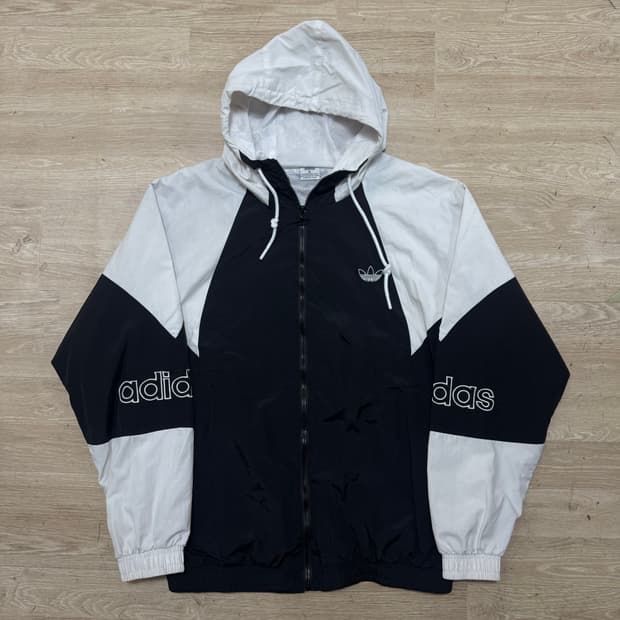 아디다스 올드스쿨 파이어버드 바람막이 자켓