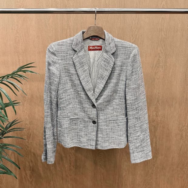 막스마라 트위드 자켓 테일러드 카라 플랩 포켓 디테일 레귤러핏 그레이