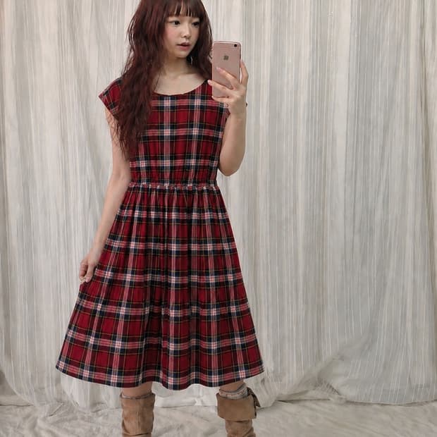 체크 무늬 원피스🍓🍒🌹