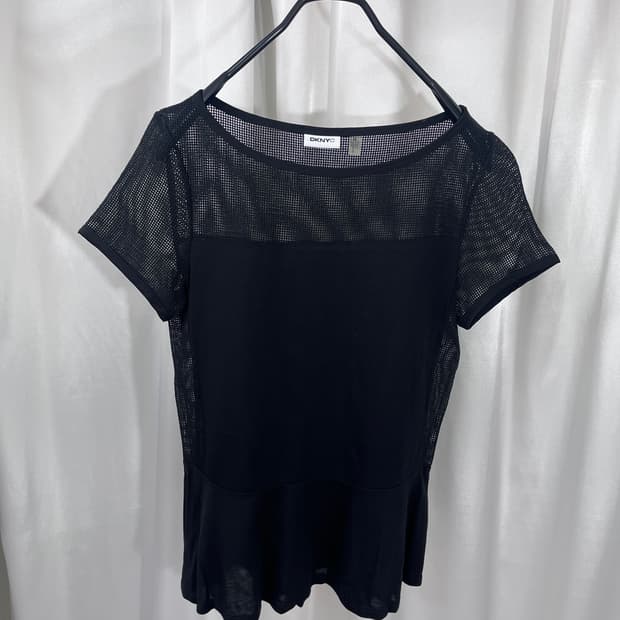 DKNY