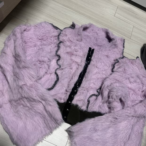 더미스테리어스호텔 빈티지 복실 퍼니트 커스텀니트