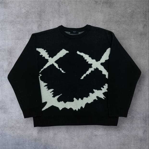 트릴리온 XX스마일 빅로고 블랙 니트