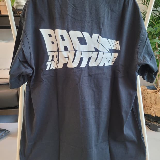 새상품 유니클로 재팬 백 투 더 퓨처 티셔츠 2XL.3XL.4XL.