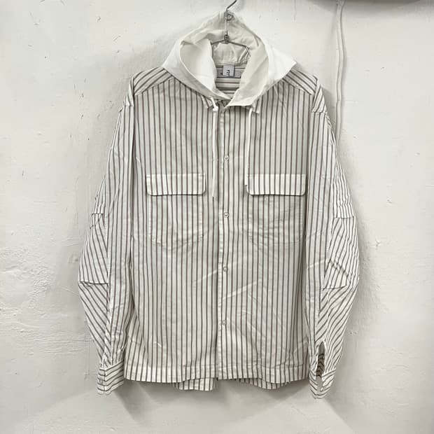 논네이티브 후드 스트라이프 셔츠