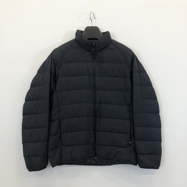 유니클로 울트라라이트다운 경량패딩 M