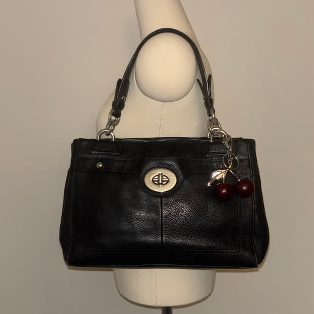 🚨연말세일🚨Coach Black Vintage Bag