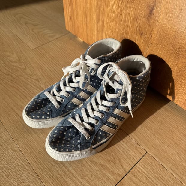 Adidas dot shoes