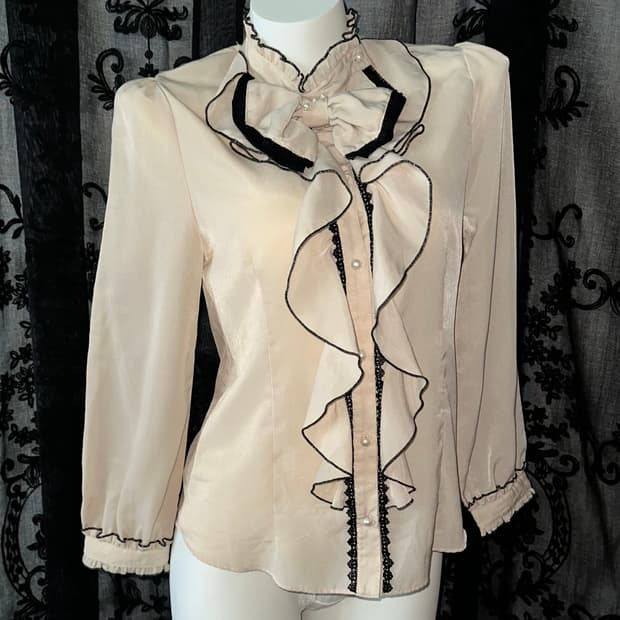 chiffon ribbon blouse