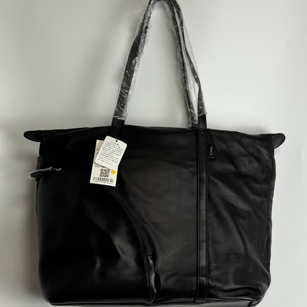 요지야마모토 여성용  Y'SACCS 블랙 레더 빅 토트백 숄더백