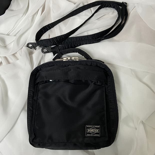 요시다포터(porter) 탱커 스퀘어 CD 숄더백