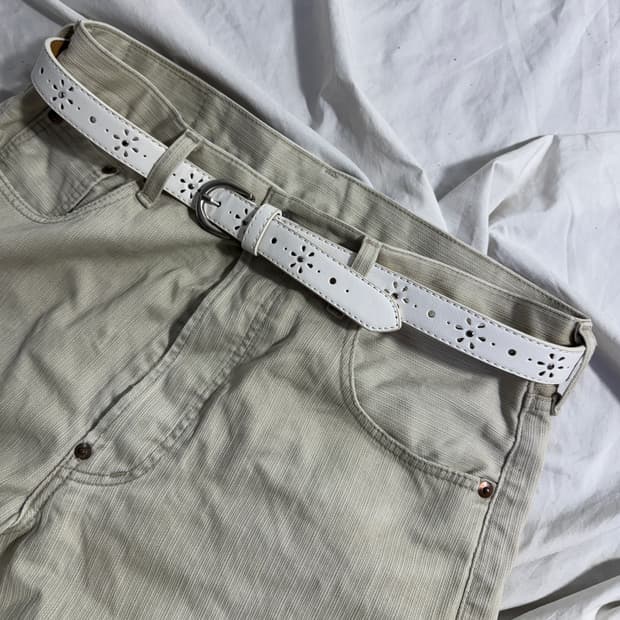 빈티지 펀칭 스터드 레더 벨트