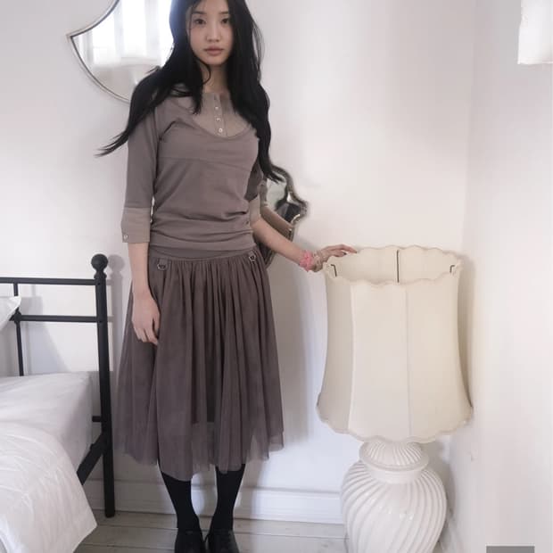 인앵양인하모니 Tulle skirt, taupe