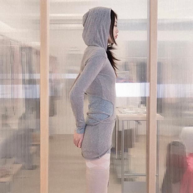 Chiyagi 키야기 hooded cutout dress