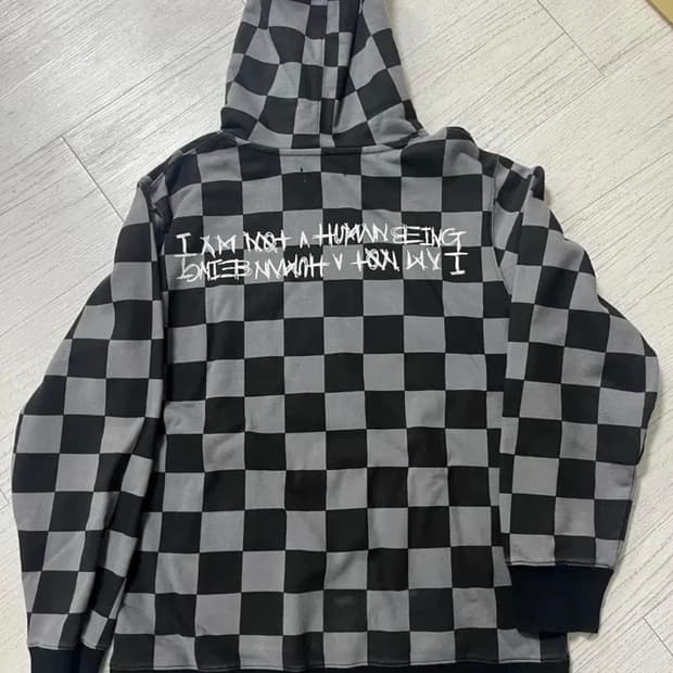 아이엠낫어휴먼비잉 체크 후드티