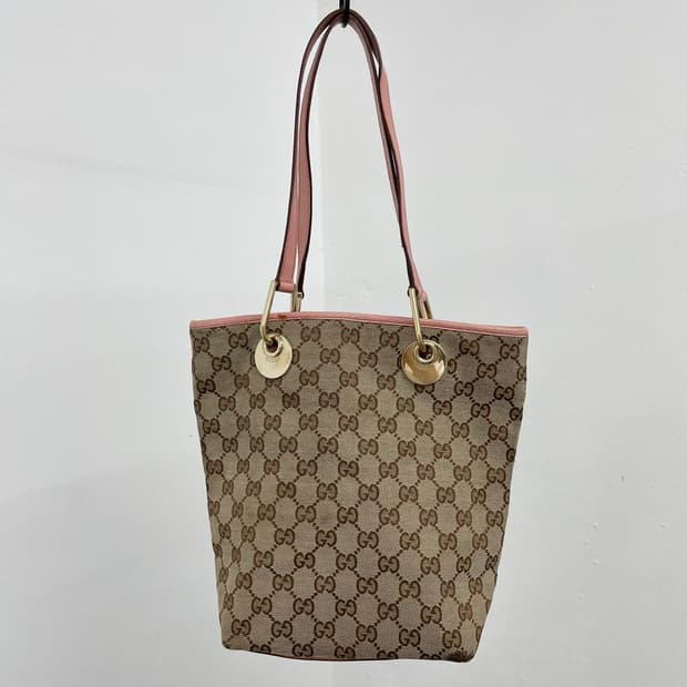 구찌 GG 모노그램 핑크 버킷 토트백