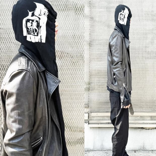 에크라손 후드집업