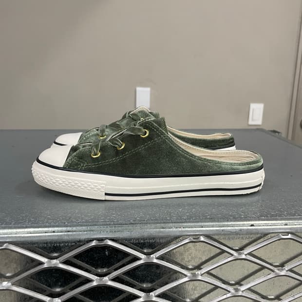 컨버스 벨벳 뮬 230