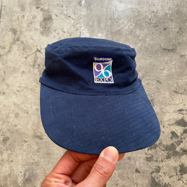 1996)Samsung Expo Promo Pill box Cap
