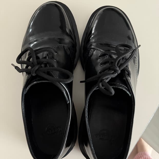 닥터마틴 14345 uk5