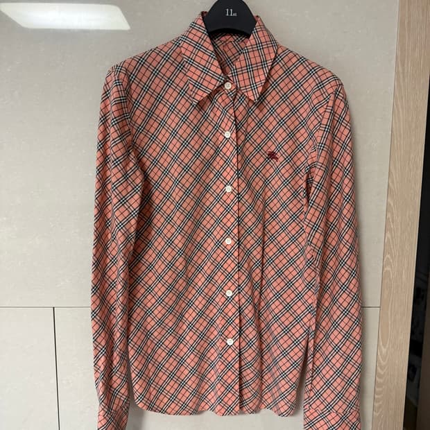 BURBERRY 수입 버버리 노바체크 남방겸블라우스