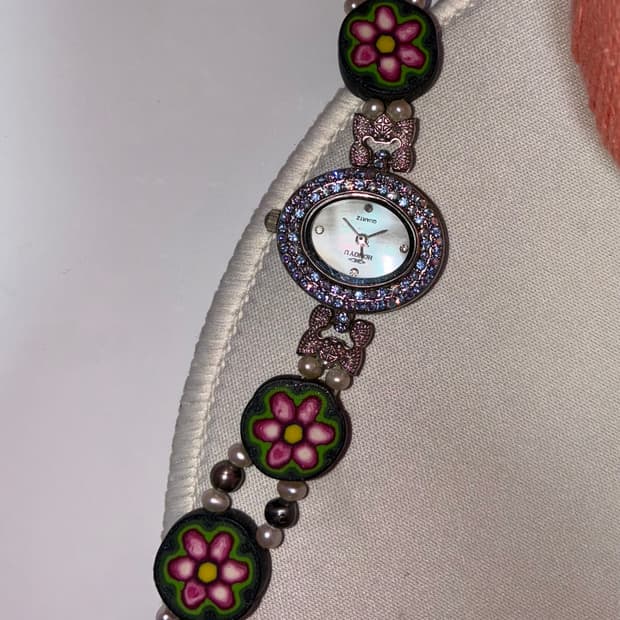 빈티지 큐빅 장식 시계