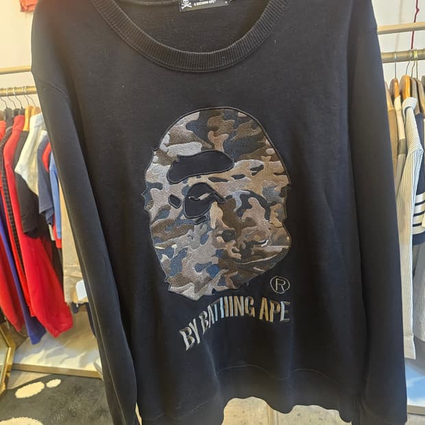 베이프 마스터마인드 맨투맨