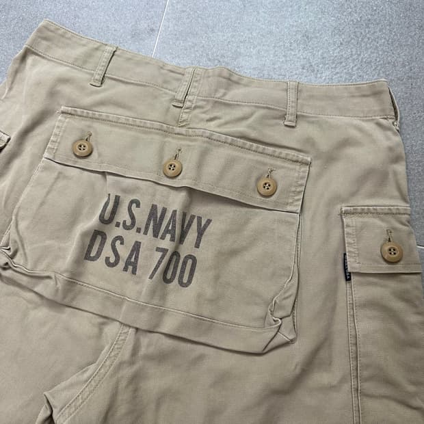 (허단41)AVIREX 몽키 반바지-M2136