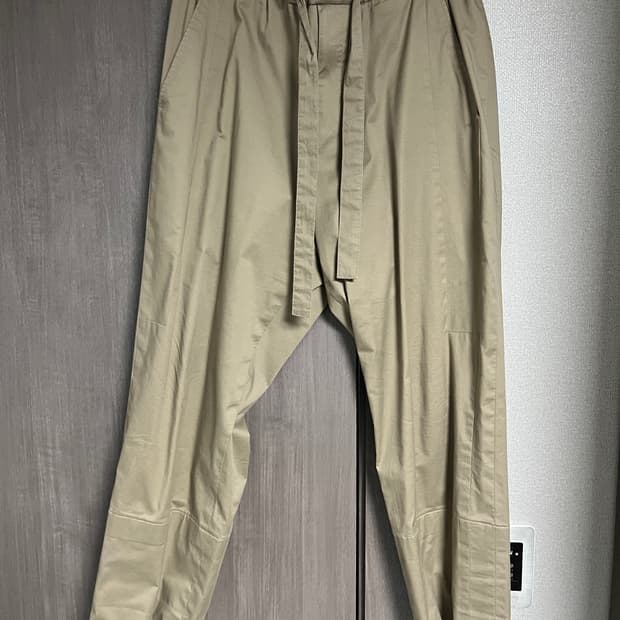 우영미 베이지 밴딩 팬츠